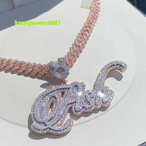 Anpassad is Miami Alfabetet Charm Pendant Baguette Zircon VVS Moissanite -halsband för män och kvinnor i DIY -smycken