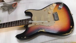 Custom Shop 1960 Relic Chocolate 3 Tone Sunburst Electric Guitar Rosewood Fingerboard Dot Inlay Cream Pickguard & Knobs SSS Pickups Tremolo Bridge Whammy Bar