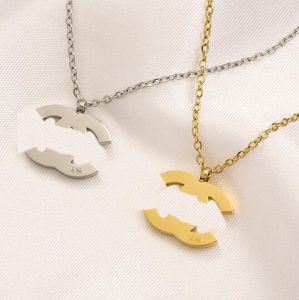 Fade aldrig 18K Gold Plated Luxury Designer Halsband för kvinnor Brand Letter Simple Pendant Choker Chain Halsband smycken Tillbehör Högkvalitativ 20 -stat