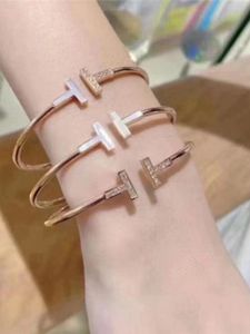 Lyxdesigner armband armband enkel klassisk öppen armband expanderade högkvalitativa armband gåva smycken