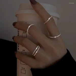 Cluster-Ringe 2024 Trend Wunderschöne Silberfarbe Funkelnder Ring Einfach Vielseitig Dekorativ für Frauen Modeschmuck Geschenke