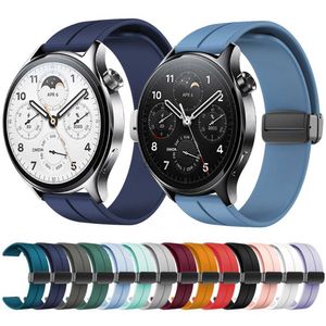 Band 20mm 22mm Silikon Magnetiskt spännband för Watch Band Ultra 49mm 45mm 44mm 42mm 41mm 40mm 38mm Magnetic Armband Belt Iwatch Series 8 7 6 5 4 3 SE Band 240308