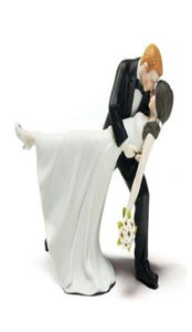 Bella decorazione di nozze Cake Toppers Dimettersi Figurine Sposo Nuziale Daning Craft Souvenir Nuove bomboniere Vendita Wedd5126258