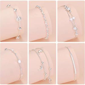Women's Sier Plated Bracelet Simple Korean Version, Exquisite Accessories, Fashionable Small Gifts as A Gift