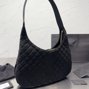 Designväska kvinnors hög kapacitet handväskor läder tygväska stor shopping påse axelväska svart tryck avslappnad m storlek med logotyp