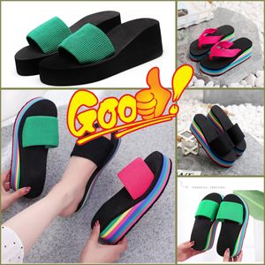 2024 GAI Summer Women Men Beach Flip Flops Shoes Classic Wadies Cool Flat Slipper Female Sandals Shoes New 35-43