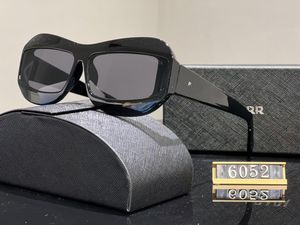 2024 neue Sonnenbrille mit unregelmäßigem quadratischem Rahmen, männlich, Modetrend, Persönlichkeit, Designer-Sonnenbrille, weiblich, Straßenfoto, hervorragende hochwertige Sonnenbrille mit Box