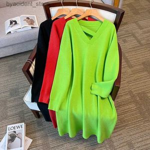 Urban Sexy Dresses 155Kg Plus Size Womens Bust 160 Spring Autumn New Loose Long V-Neck Sweater Dress Black Red Green 5XL 6XL 7XL 8XL 9XL 10XL L240309