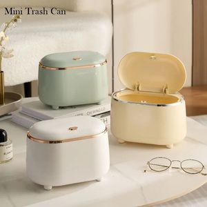 Mini Trash Can with Lid Small Trash Can Desk Trash Can Countertop Tiny Desktop Waste Garbage Bin Commercial Office Wastebasket 240307