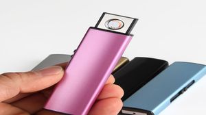 Ny kreativ personlighet Push Double Lighters Cigarettändare USB laddningsbar lättare vindtät USB -tändare för gåva6171498