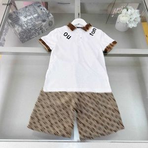 Brand Kids TrackSuits Okrągła litera T-shirt Zestaw ubrania dla niemowląt Rozmiar 120-170 cm designerski koszula polo z krótkim rękawem i krótkie krótkie krótkie