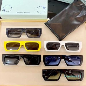 Luxury- Rectangular Classic Fashion 40008U Glasögon 8 0mm Polykarbonatplatta hackade ramsolglasögon för män och kvinnor White Sung168h