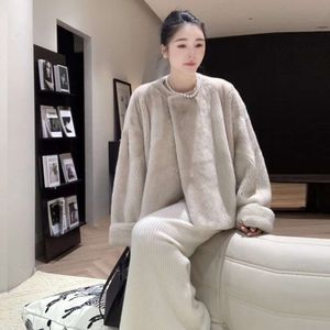 معطف صغير للنساء ، فرو طبيعي Haining Fur Mink Fur ، عالية الجودة 9619