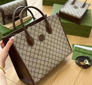 حقيبة مصممة 46Shoulder حقيبة يد حقيبة جلدية حقيقية نساء Luxurys Crossbody Bag Bag Bag Clutch Flap Woman Pres