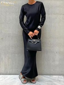 Повседневные платья Clacive, черное атласное женское платье 2024 года, элегантное платье до щиколотки с круглым вырезом и длинными рукавами, модное простое шелковистое женское платье