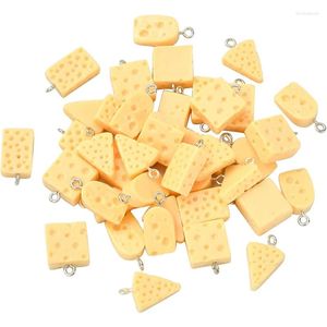Encantos 10 pçs imitação de comida pingentes bonito mini sobremesa queijo resina para jóias chaveiro fazendo diy brinco pulseira acessórios