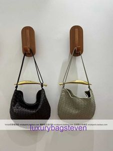 Bottgs's Vents's Sardine Orijinal Tote Çantalar Online Mağaza Erken Sonbahar Yeni Dark Cowhide Klasik Dokuma Omuz Çantası Büyük Gerçek Logo V0em