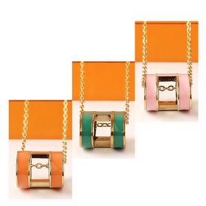 Luxus-Halskette, Designer-Schmuck, roter Anhänger, 6-farbige Halskette, Kettenanhänger, rosa Charm-Anhänger-Halskette, exquisite Schmuckschatulle, Geschenk-Sets-Box