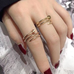 Luxury Designer Ring thin nail ring top quality diamond ring for woman man Electroplating 18k Classic Premium Rose Gold with bag