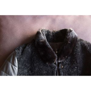 漏れを拾う：本物の革の羊の毛皮、統合されたミンクの襟、女性用コートジャケット664220