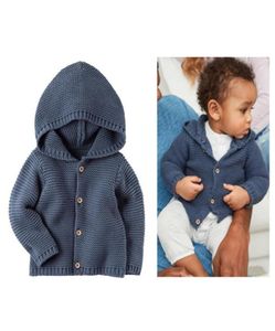 Nowonarodzony sweter płaszcz dla niemowląt chłopcy dziewczęta bluzie z kapturem jesień zima noworodka płaszcza Ubrania ciepłe dzianie kurtka dla dzieci bebe t200701269677