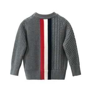 ブランド子供服の男の子綿綿のプルオーバーキッズ縞模様のセーター冬のニットルーズジャケットコート24M10T 2112272317676