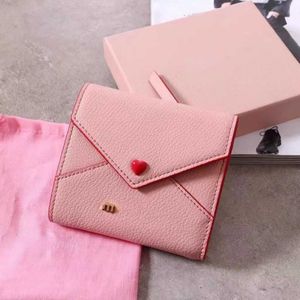 Luxo mius bolsa designer carteira pacote de cartão bolsa feminina três-fold carteiras saco de cartão curto envelope zero bolsa leath2468