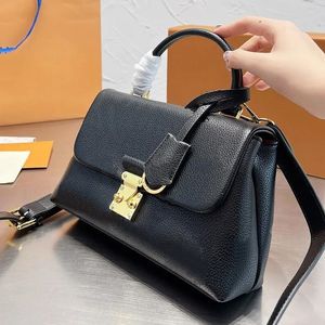 10a yüksek kaliteli toz torbası tasarımcı çanta çanta çantaları kadın moda debriyaj çanta zinciri kadınlar crossbody omuz çantası tasarımı 2. pdlip