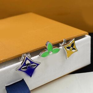 3 pezzi/set star Clover Charm Ear Stud Stud in acciaio in acciaio Orecchini Designer di marca di lusso Lettera Pearl Piegatura Fashi