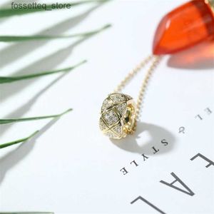 Pendant Necklaces Choucong Brand New Circle Pendant Classical Jewelry 925 Sterling Silver Gold Fill Pave White Sphire CZ Diamond Women Clavicle Ne3321 L240309