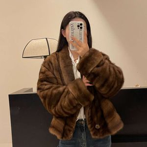 작은 어머니 2024 New Mink Fur Women 's Short Velvet Sable Coat 238249