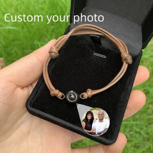 WGPTBDL Stainless braided bracelet Personalized Po Circle Custom Projection Personality Memorial Birthday Christmas Gift 240301