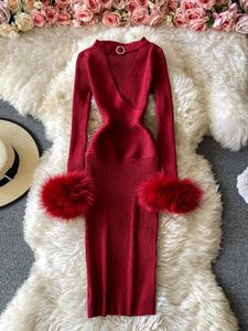 Casual Dresses Winter Harvest Waist Is Thin Sexy V-neck Low-cut Halter Vestidos Women's Slim Bag Hip Base Bright Silk Knitted Midi Dress