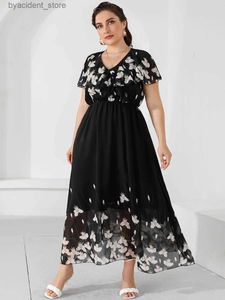 Vestidos sexy urbanos plus size casual mulheres vestidos 2023 verão babados v pescoço manga curta floral maxi vestido longo preto chiffon boho praia vestidos l240309