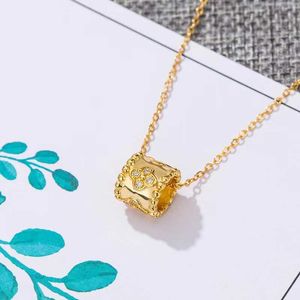 Designer Pendant Necklace Sweet Love Vanca Jade V-gold Flower Necklace with Collarbone Chain Necklace Rose Gold Fduz