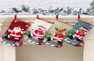 Duże świąteczne wiszące skarpetki Śliczne cukierki Torba prezentowa Snowman Santa Claus Deer Bear Stinks Decor Pendan2122510