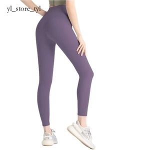 2024 Calças de Yoga Lu Align Leggings Calças Femininas Exercício Fitness Wear Meninas Correndo Leggings Ginásio Slim Align Calças Mulheres Shorts Calças Cortadas Roupas Lady Sports 6590