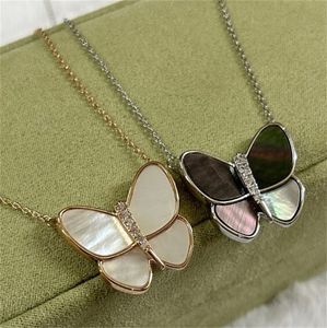 Two butterfly moth of pearl pendant necklace designer necklaces women jewlery rope diamond necklace for woman plated gold silver trendy zl133 F4