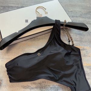 Kvinnor i ett stycke badkläder med kuddar Bikini Set Designer Push Up Shoulder Strap Letters Baddräkter Badning Swimming Black Fashion 964247