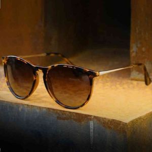 Klassiska polariserade solglasögon Män varumärkesdesigner Klassiska kvinnor Retro Tortoise Brown Glasögon UV4002553