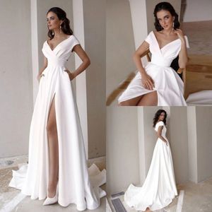 Boho jardim uma linha vestidos de casamento simples cetim fora do ombro sexy alta divisão praia modestos vestidos de noiva trem varredura vestidos de nov251e