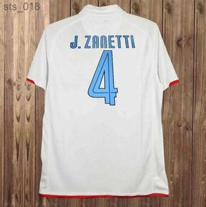 Fotbollströjor Retro Soccer Jerseys Inter Figo Pizarro Sneijder Milito Ibrahimouic Vintage Football Shirt 2011h240309