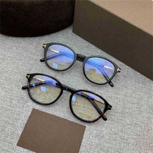 2024 Designer de luxo Off Designer de luxo Novos óculos de sol masculinos e femininos da versão da moda Hot pode ser equipado com moldura de espetáculo simples da Myopia Anti Blue Light