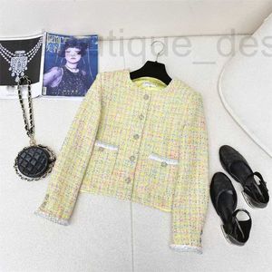 Women's Trench Coats designer brand 2024 Early Spring New Nanyou Gaoding Cha Celebrity Girl Style Slim Weaving Bead Ribbon Flower Tweed Coat SDOE