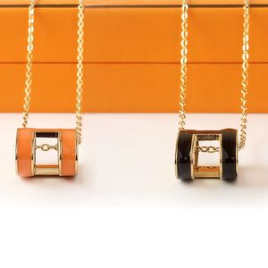 18-Karat-Ketten-Halsketten mit schwarzem Anhänger, vergoldete Kette, Designer-Halskette, Gold-Halskette, Designer-Schmuck, rosa Anhänger-Halskette mit Box, Geschenkset-Box