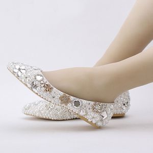 Lindo salto plano branco pérola sapatos de casamento confortáveis cristal nupcial apartamentos personalizados mãe da noiva sapatos plus size 42 43233s