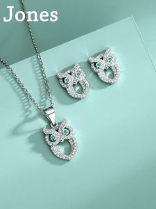 S925 Sterling Silver Animal Owl Halsband Kvinnor Trendiga Fashion Pendant örhängen smycken Twopiece Set 240305