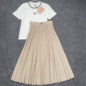 Letter Women T Shirt Skirt Set Luxury Designer Woman Elegant Tees Dress Outfits Summer Casual Holiday Skirts Tops