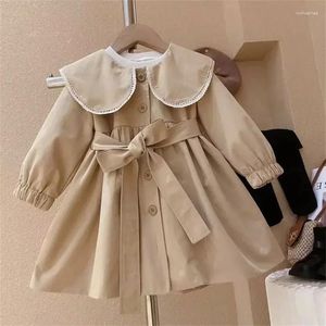 Cappotto Ragazze Lungo Trench Autunno 2024 Collare della bambola di moda Giacca a vento per bambini Versione coreana Abbigliamento per bambini adolescenti 2 4 6 8T