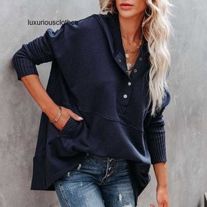 Kvinnors hoodies tröjor kvinnor vår höst vintage knapp pullover kläder kvinnor lapptäcke huven långärmad avslappnad lös lady solid stora fickor